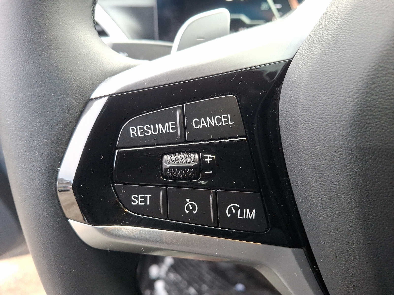 2025 BMW 3 Series 330i xDrive Sedan