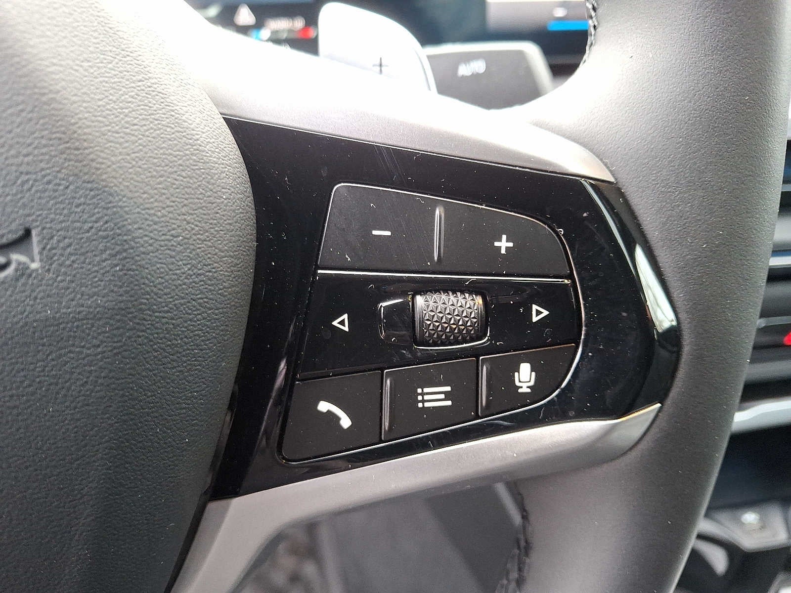 2025 BMW 3 Series 330i xDrive Sedan