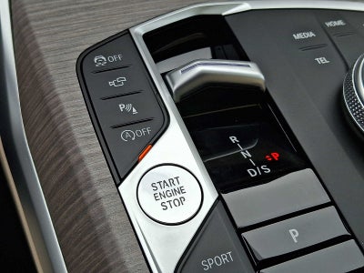 2025 BMW 3 Series 330i xDrive Sedan