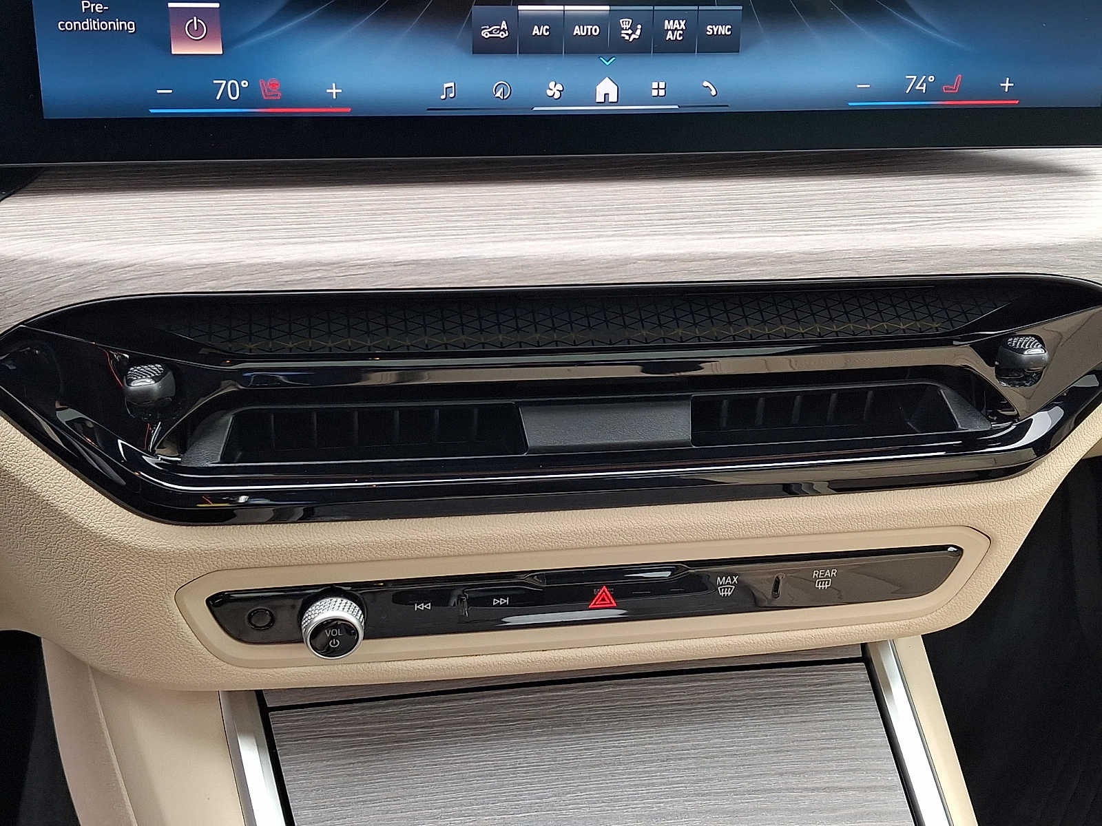 2025 BMW 3 Series 330i xDrive Sedan