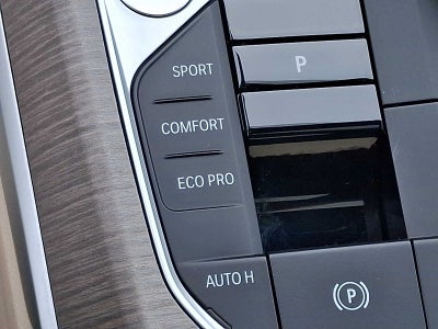 2025 BMW 3 Series 330i xDrive Sedan