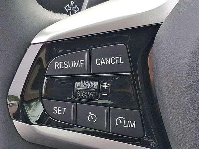 2025 BMW 3 Series 330i xDrive Sedan
