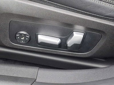 2023 BMW 3 Series 330i xDrive Sedan