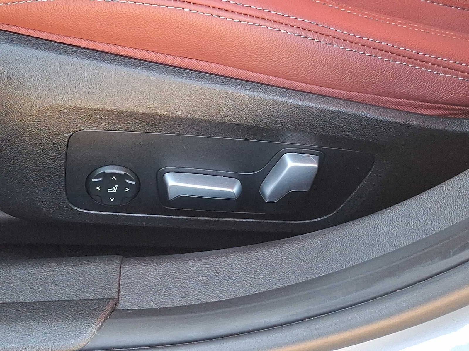 2023 BMW 3 Series 330i xDrive Sedan