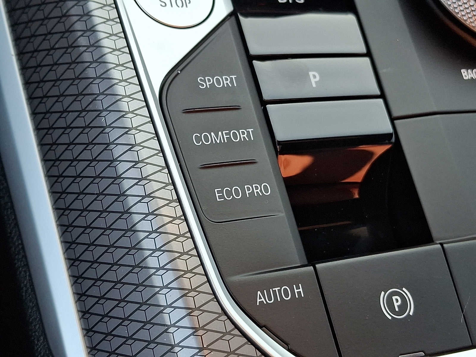 2023 BMW 3 Series 330i xDrive Sedan