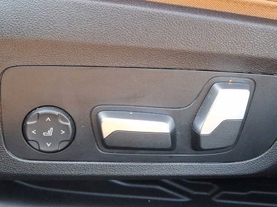 2023 BMW 3 Series 330i xDrive Sedan