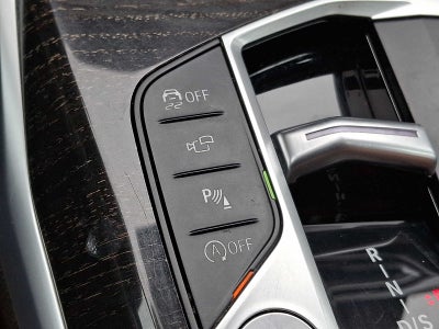 2023 BMW 3 Series 330i xDrive Sedan