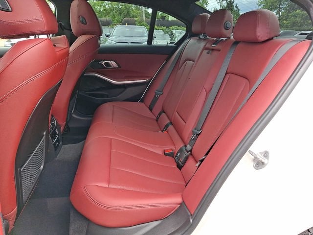 2023 BMW 3 Series 330i xDrive Sedan