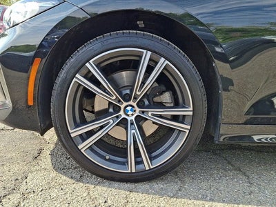 2023 BMW 3 Series 330i xDrive Sedan