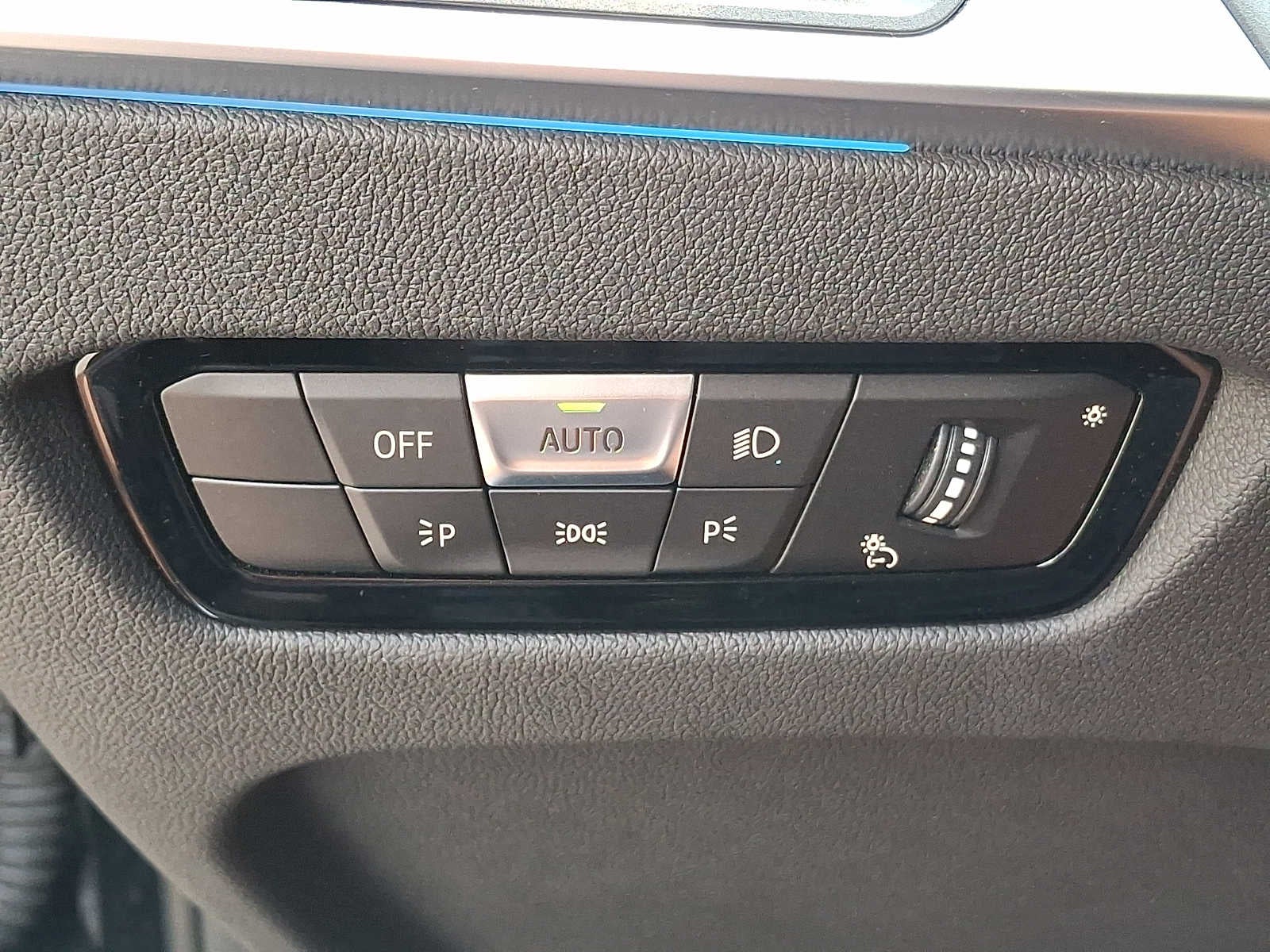 2023 BMW 3 Series 330i xDrive Sedan