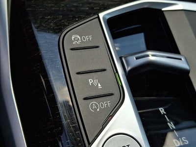 2023 BMW 3 Series 330i xDrive Sedan
