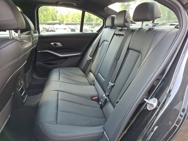 2023 BMW 3 Series 330i xDrive Sedan
