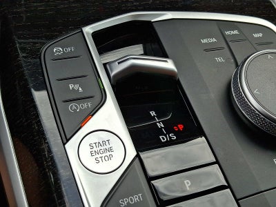 2023 BMW 3 Series 330i xDrive Sedan