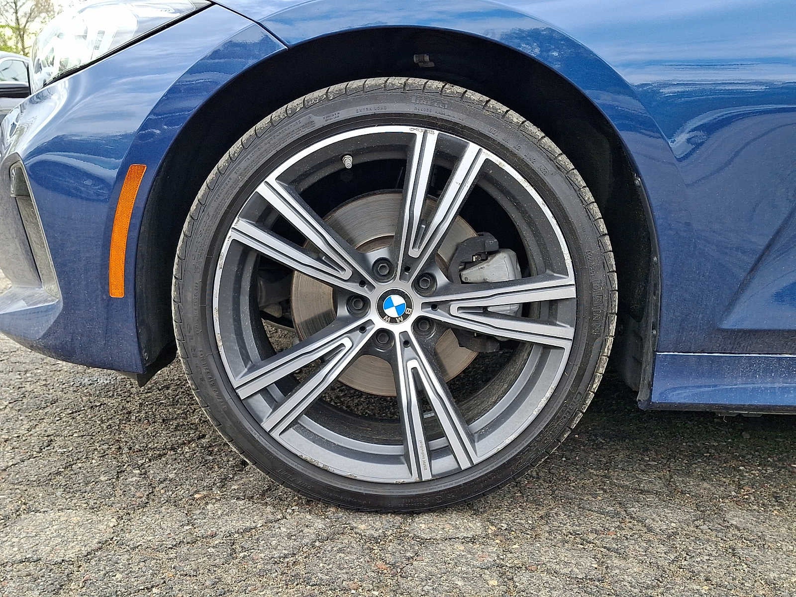 2023 BMW 3 Series 330i xDrive Sedan