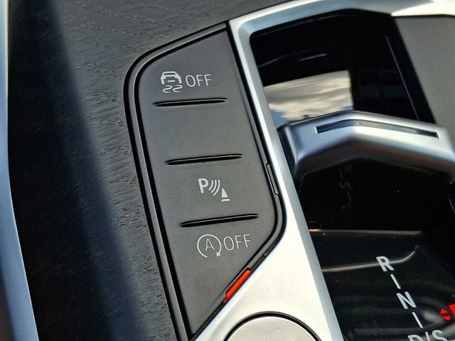2023 BMW 3 Series 330i xDrive Sedan