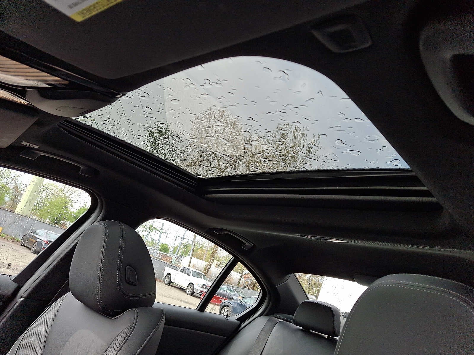 2023 BMW 3 Series 330i xDrive Sedan