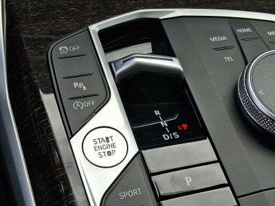 2023 BMW 3 Series 330i xDrive Sedan