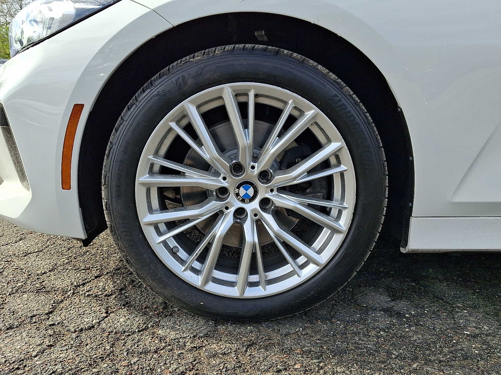 2023 BMW 3 Series 330i xDrive Sedan