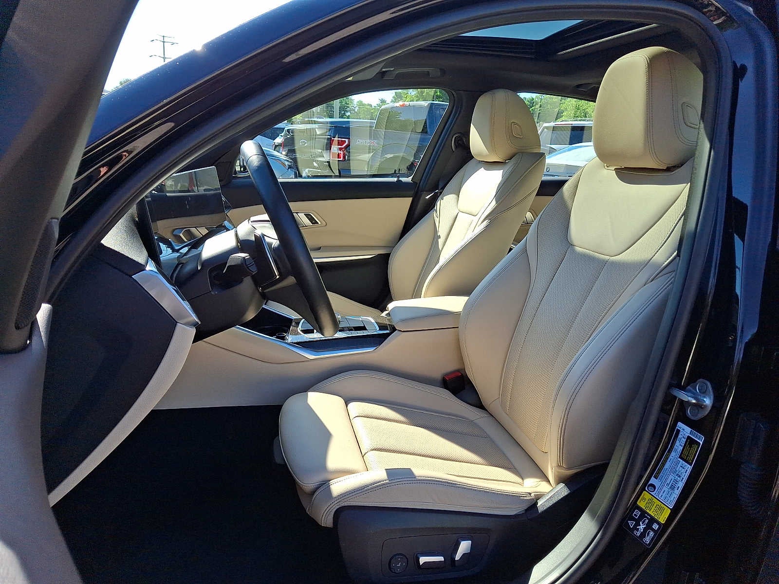 2023 BMW 3 Series 330i xDrive Sedan