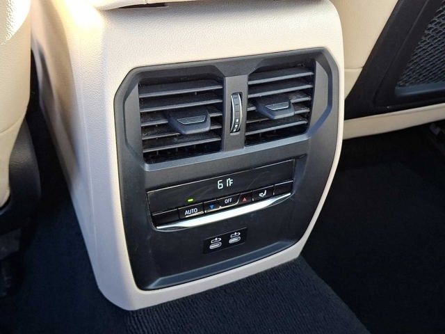 2023 BMW 3 Series 330i xDrive Sedan