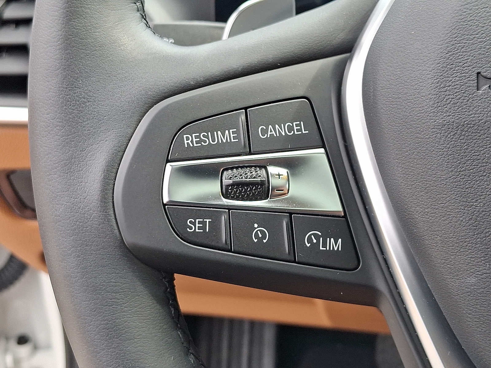 2023 BMW 3 Series 330i xDrive Sedan