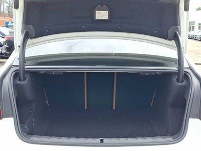 2023 BMW 3 Series 330i xDrive Sedan