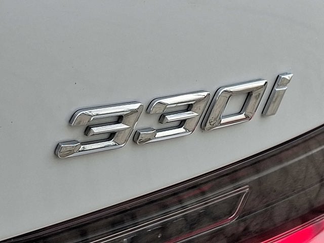 2023 BMW 3 Series 330i xDrive Sedan