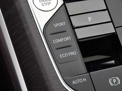 2023 BMW 3 Series 330i xDrive Sedan