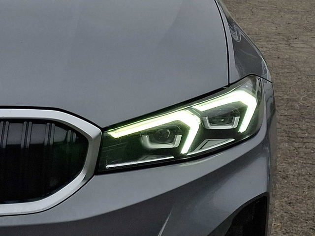 2023 BMW 3 Series 330i xDrive Sedan