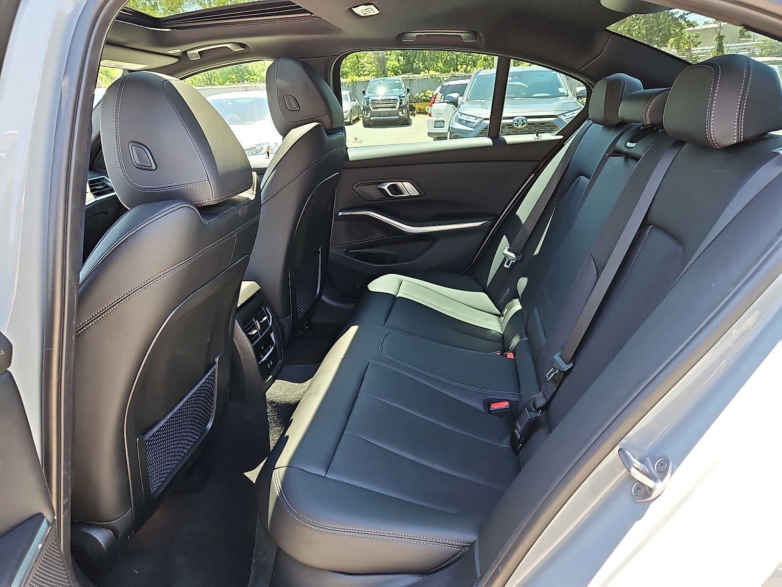 2023 BMW 3 Series 330i xDrive Sedan