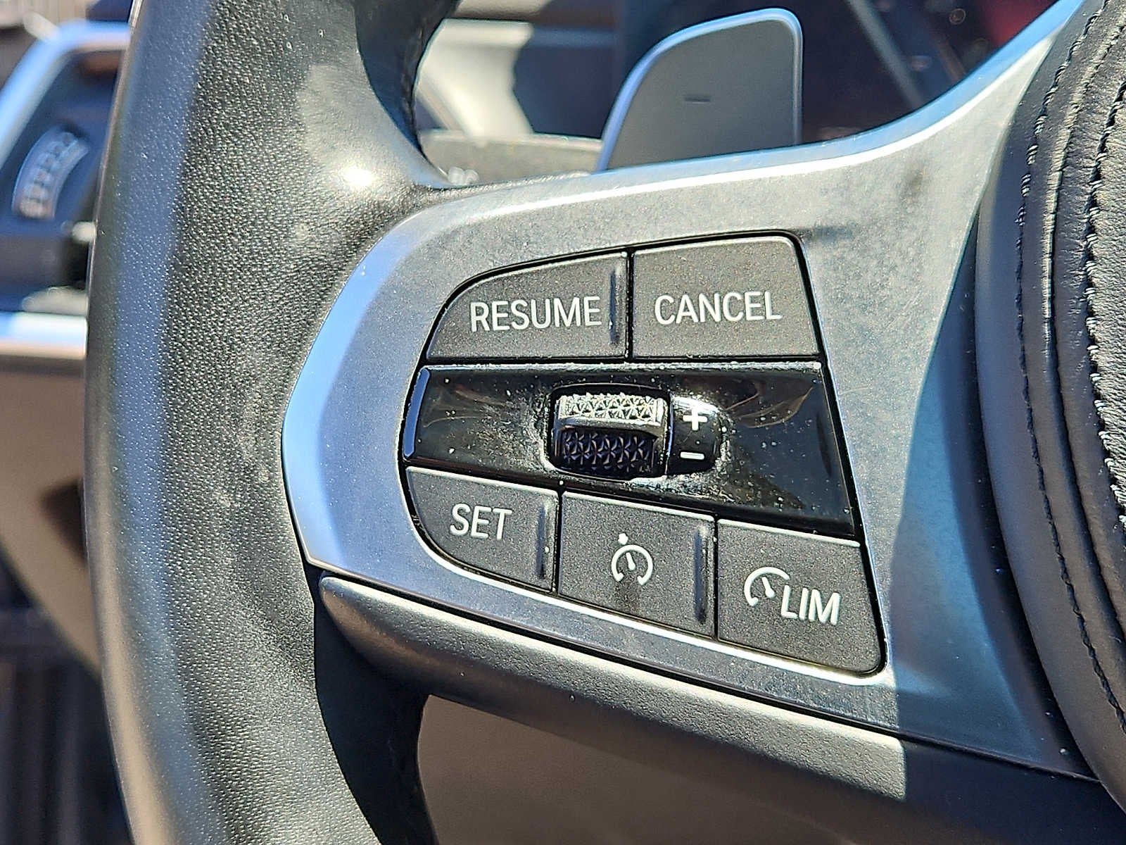 2023 BMW 3 Series 330i xDrive Sedan