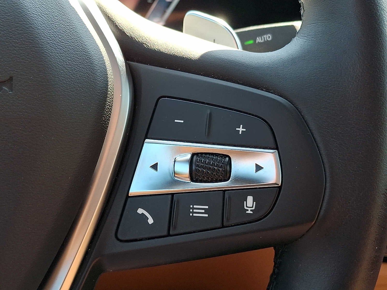 2023 BMW 3 Series 330i xDrive Sedan