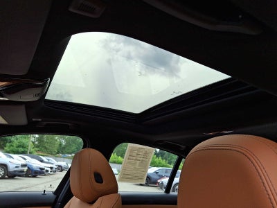 2023 BMW 3 Series 330i xDrive Sedan