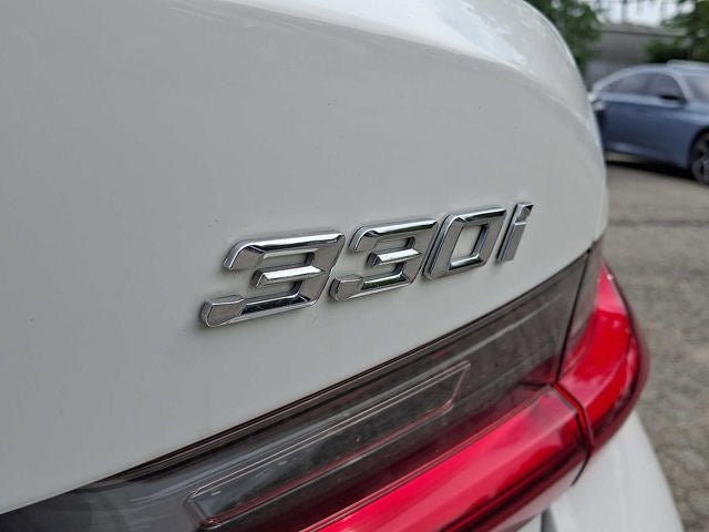 2023 BMW 3 Series 330i xDrive Sedan