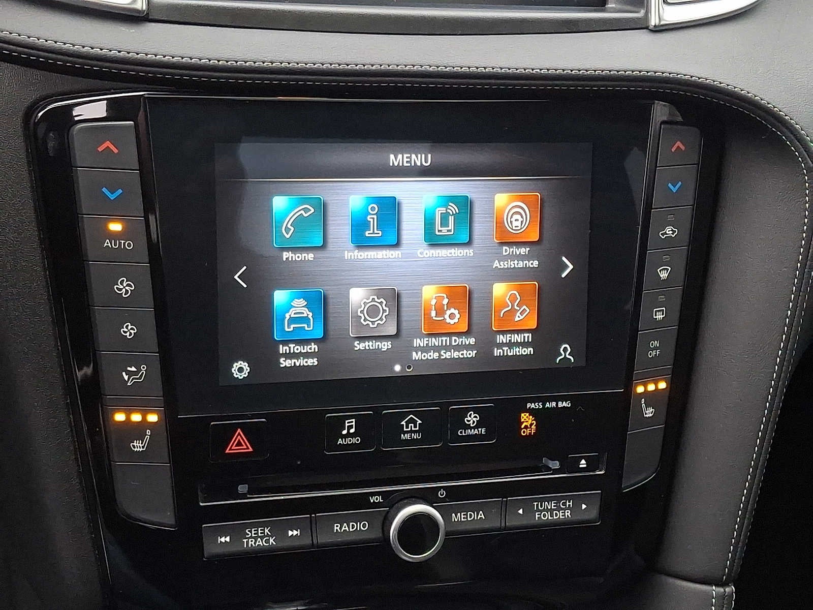 2022 INFINITI QX50 LUXE AWD