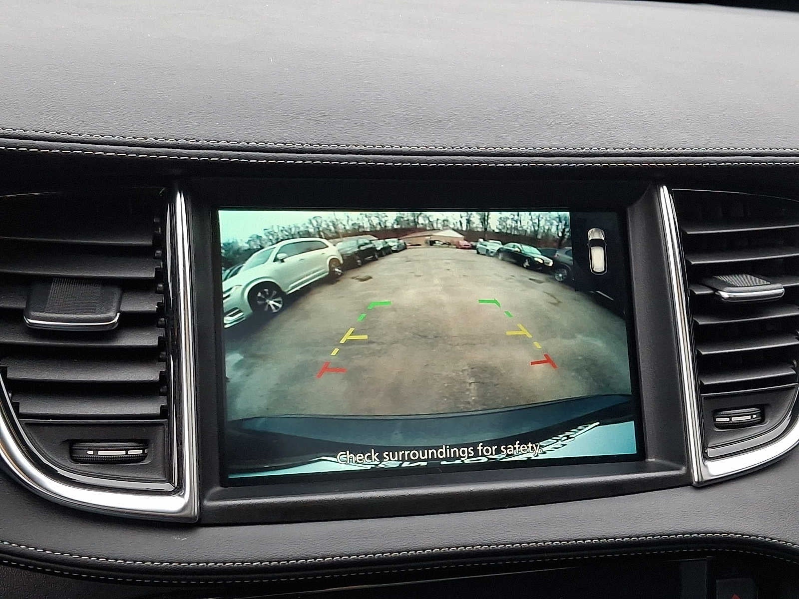 2022 INFINITI QX50 LUXE AWD