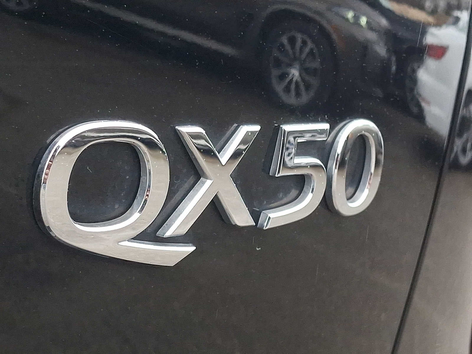 2022 INFINITI QX50 LUXE AWD