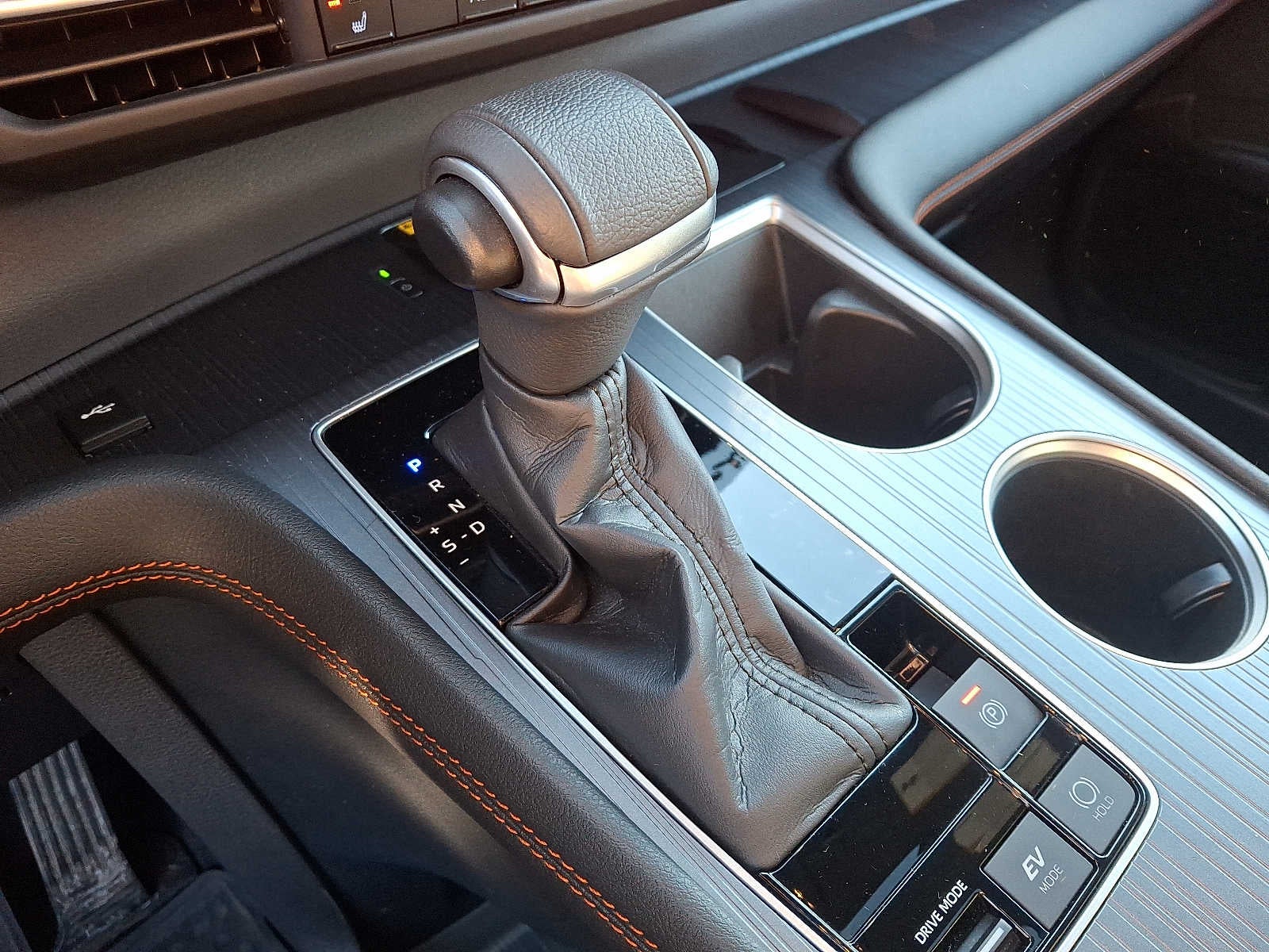 2022 Toyota Sienna XSE AWD 7-Passenger