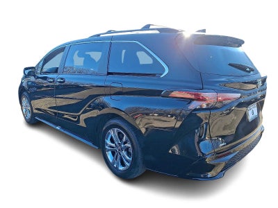 2022 Toyota Sienna XSE AWD 7-Passenger