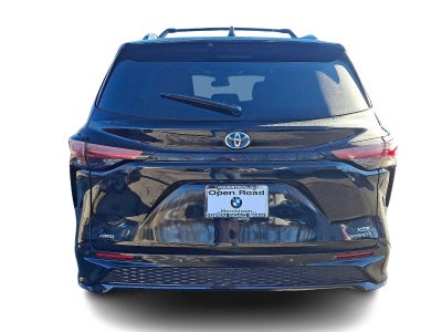 2022 Toyota Sienna XSE AWD 7-Passenger