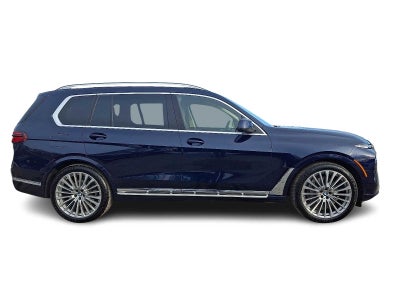 2025 BMW X7 xDrive40i Sports Activity Vehicle