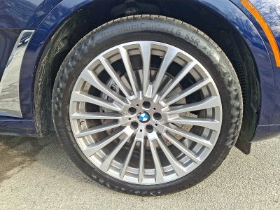 2025 BMW X7 xDrive40i Sports Activity Vehicle