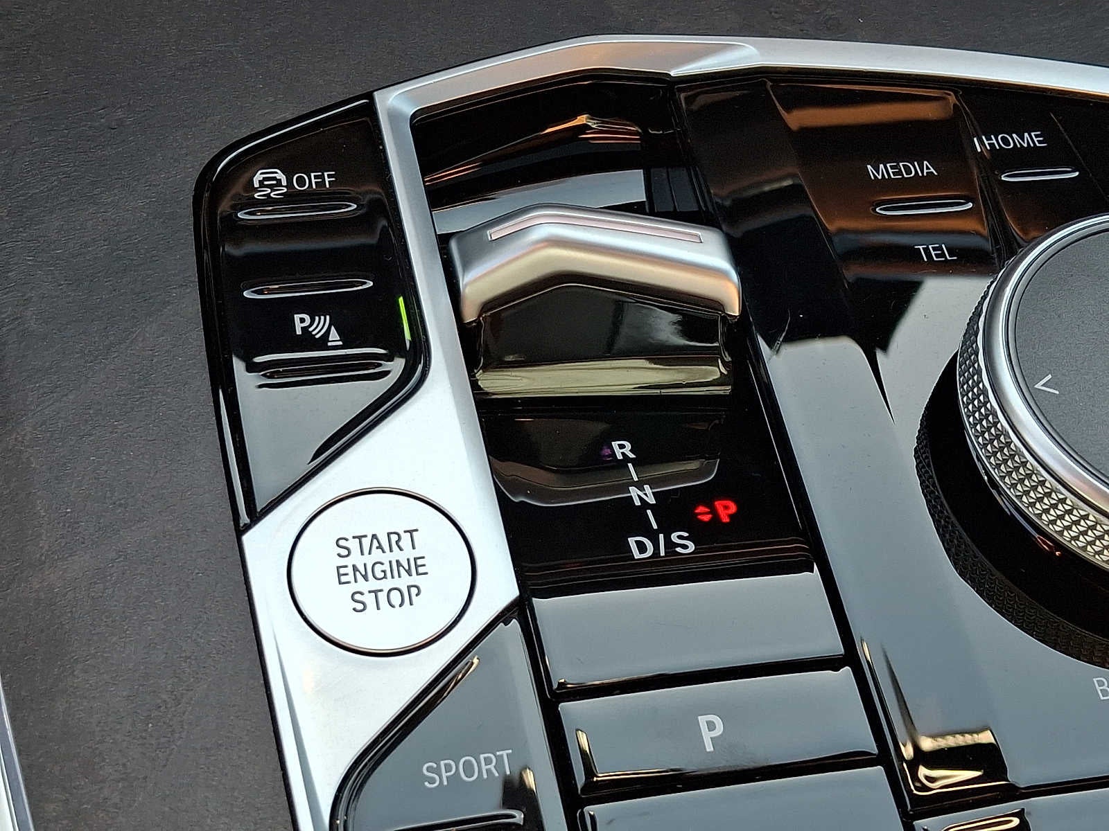 2024 BMW X7 xDrive40i Sports Activity Vehicle