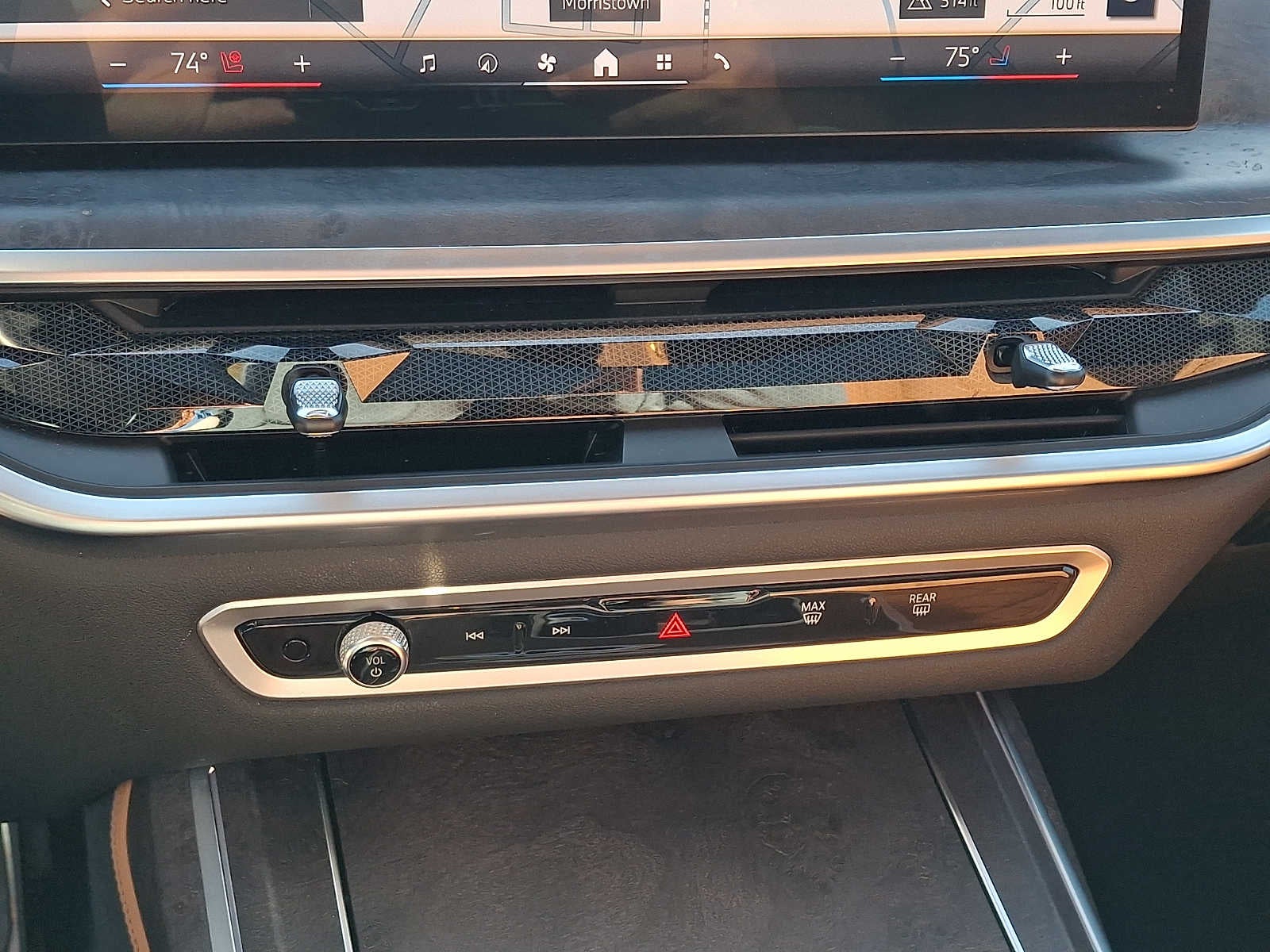 2024 BMW X7 xDrive40i Sports Activity Vehicle