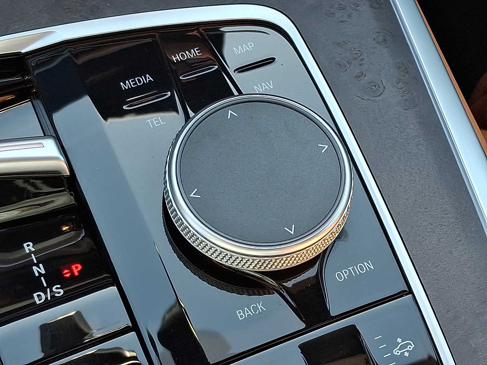 2024 BMW X7 xDrive40i Sports Activity Vehicle