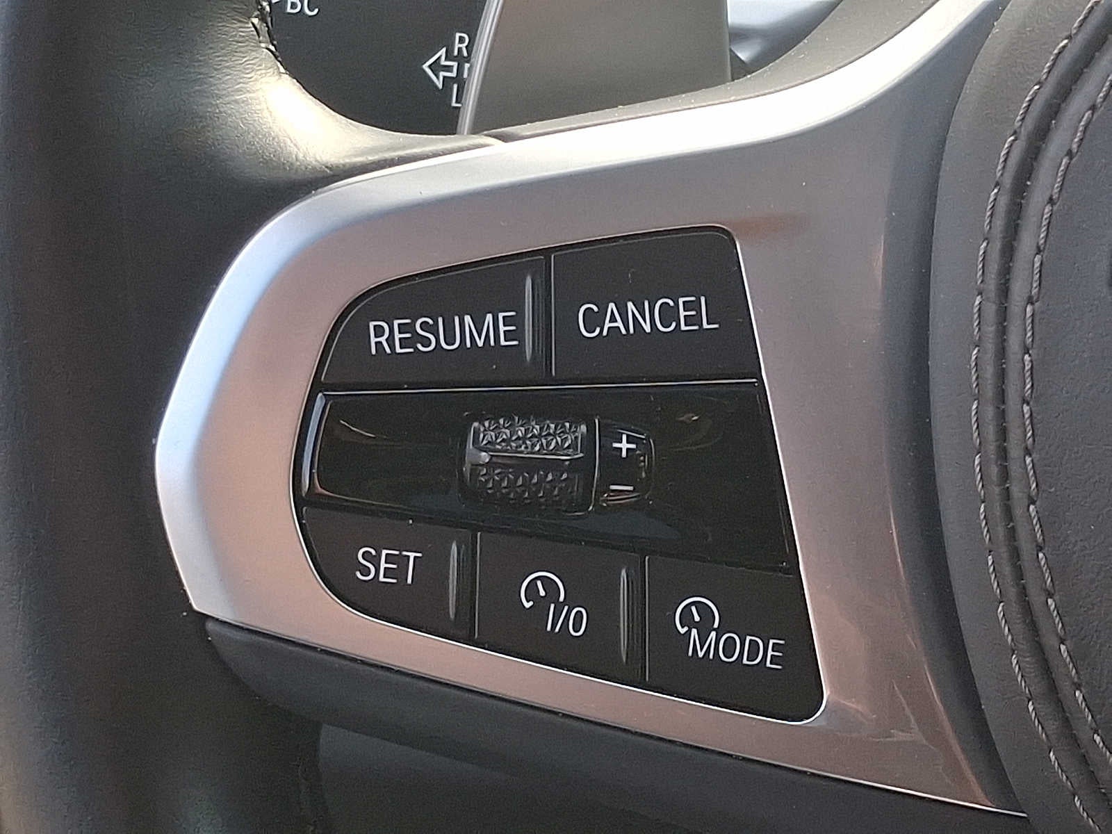 2024 BMW X7 xDrive40i Sports Activity Vehicle