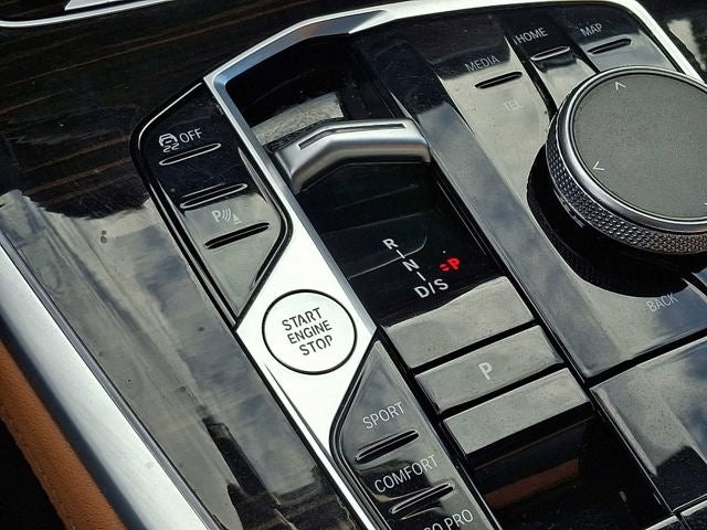 2024 BMW X7 xDrive40i Sports Activity Vehicle