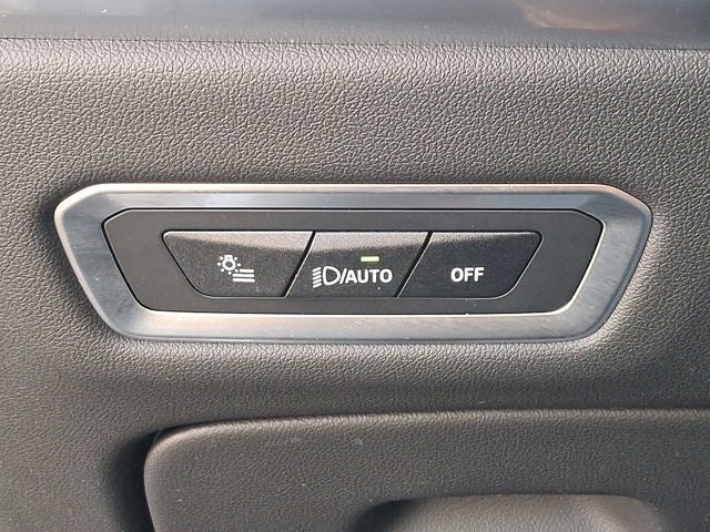 2025 BMW X7 xDrive40i Sports Activity Vehicle