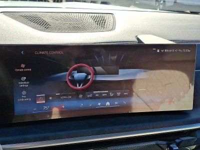 2025 BMW X7 xDrive40i Sports Activity Vehicle