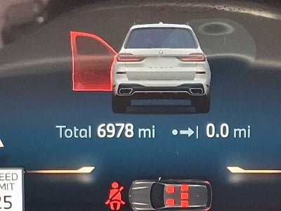 2025 BMW X7 xDrive40i Sports Activity Vehicle